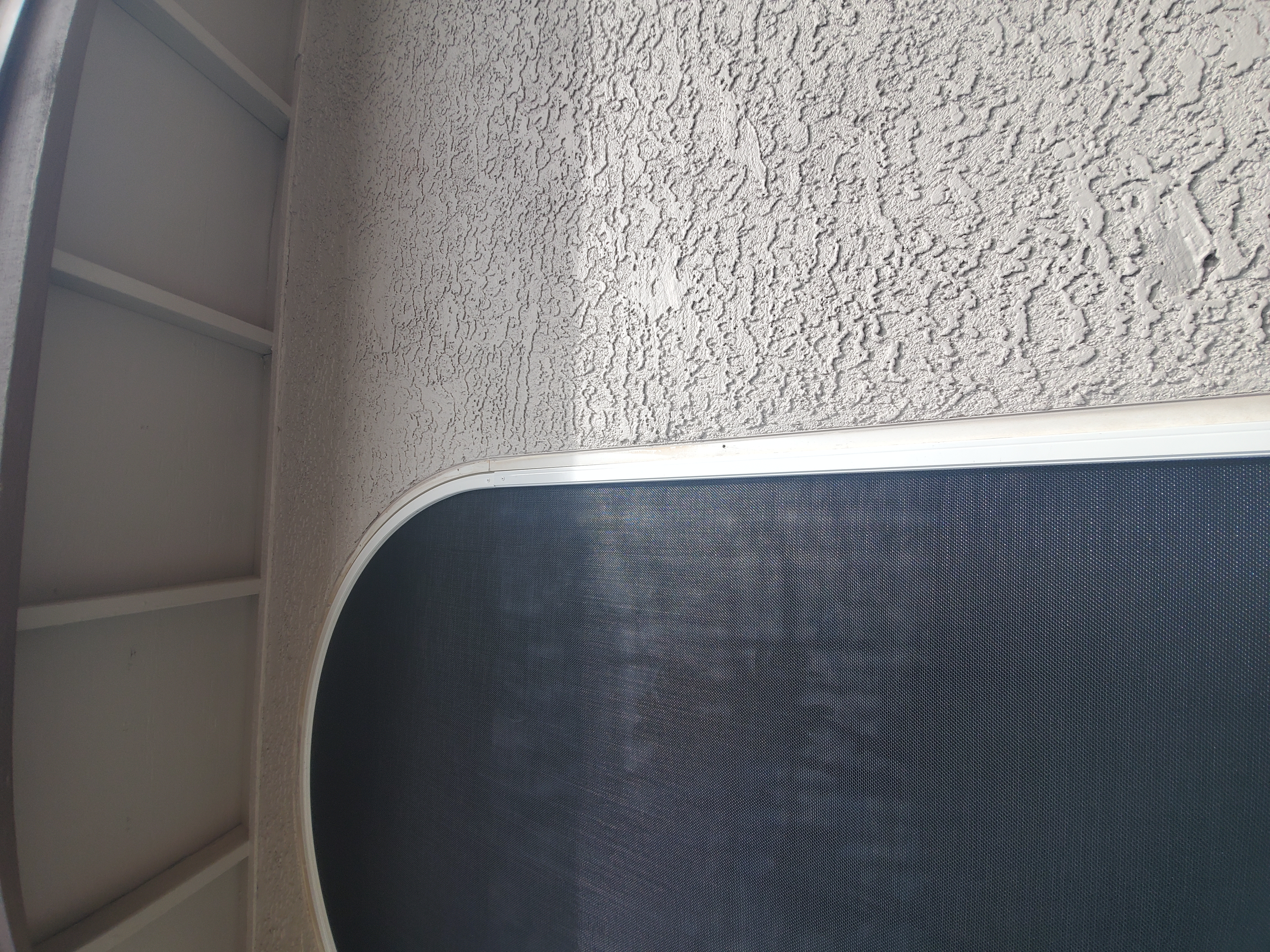 Sunscreen installation - side angle